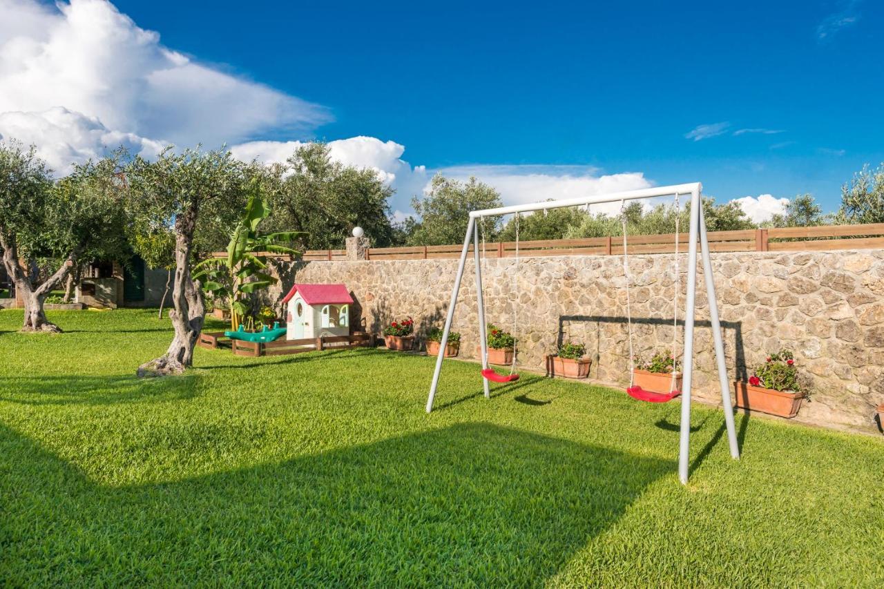 Villa Maxim With Private Pool & Tennis Court Halikounas Luaran gambar