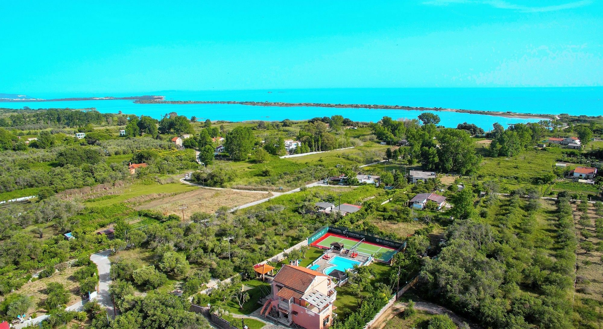 Villa Maxim With Private Pool & Tennis Court Halikounas Luaran gambar